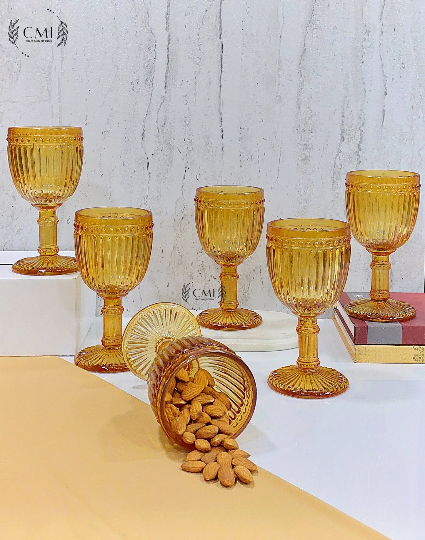 Red Wine Riibed Glass Plain Set - Gold