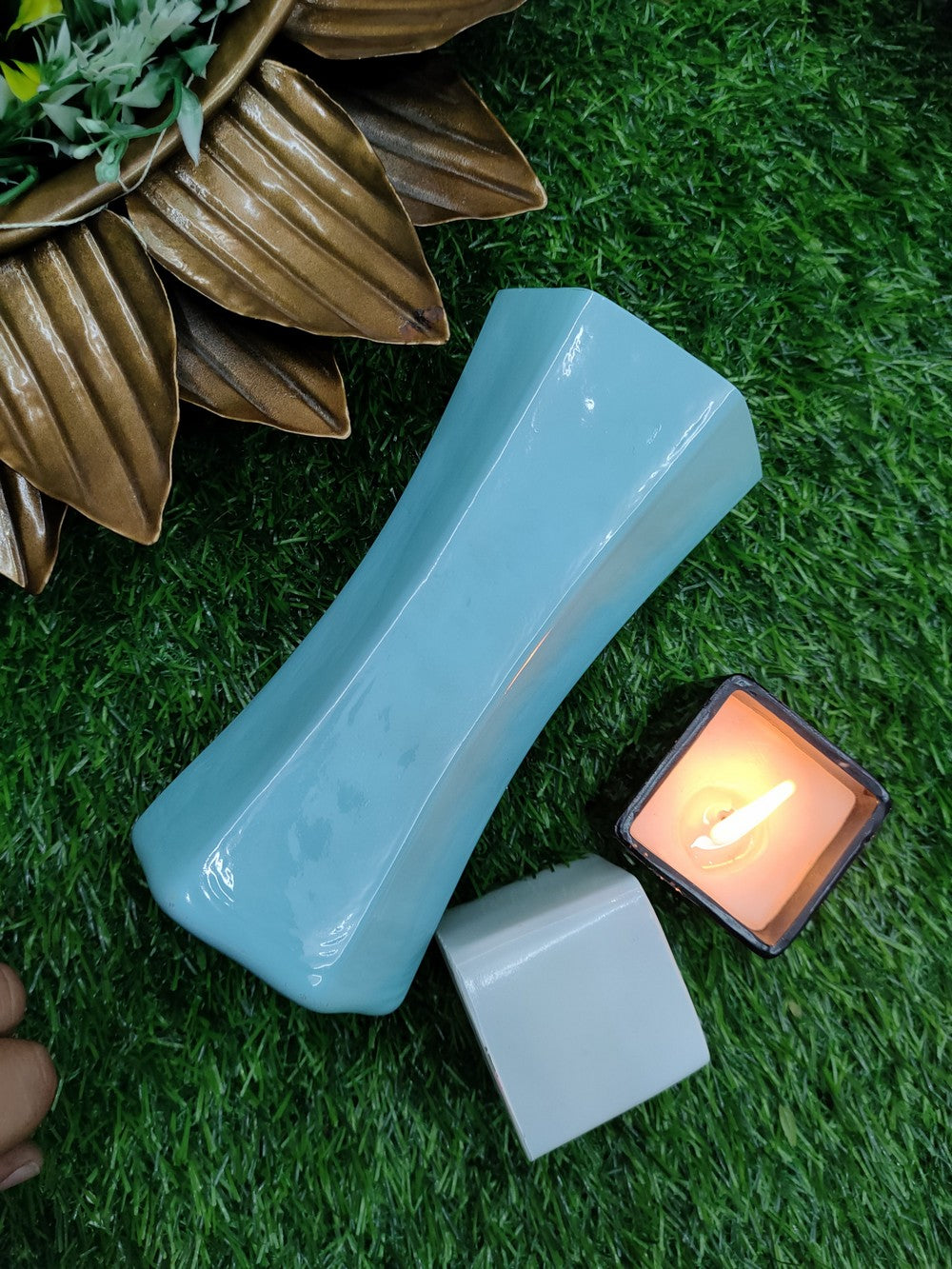 Glass Tapper Hexagonal Vase Aqua