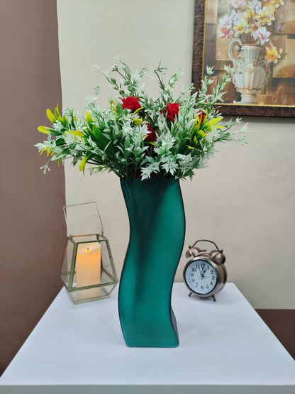 Glass Vases S Shape