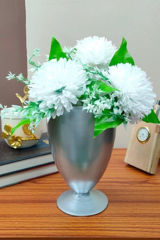 Hurricane Flower Vase Metallic Finish